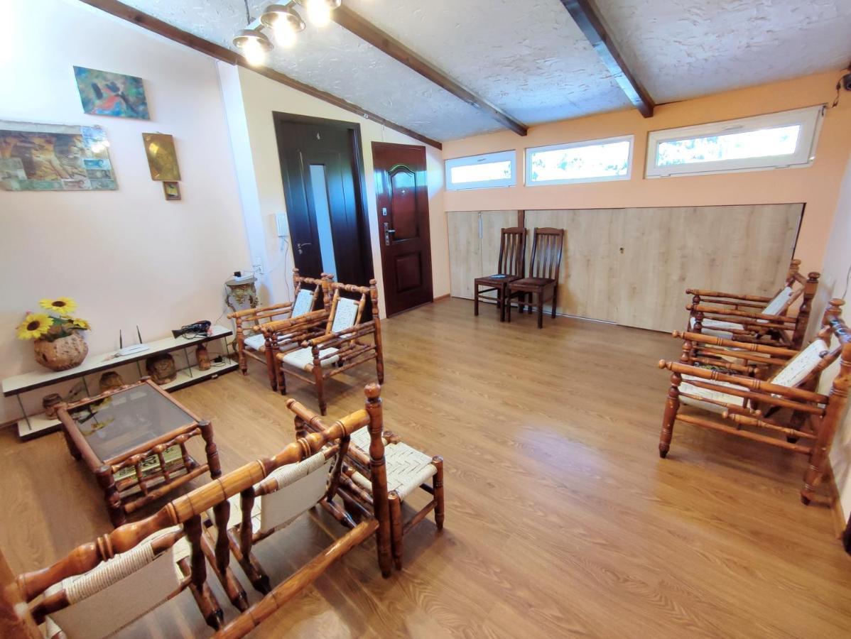 G&L Apartments تبليسي المظهر الخارجي الصورة
